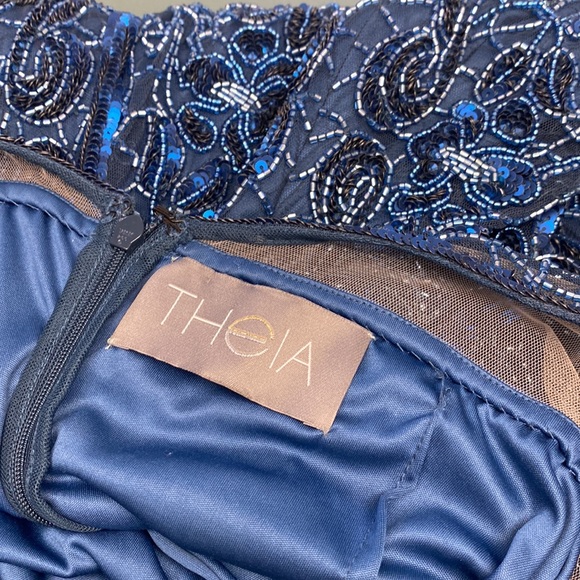 Brand new Theia cap sleeves beaded below the knee  dress - Picture 10 of 14